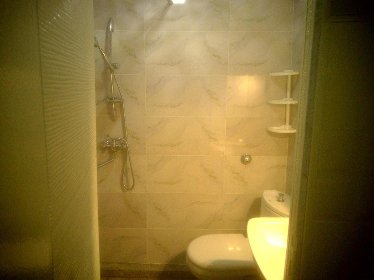 Rrooms Old City Apartment Tbilisi Exterior photo
